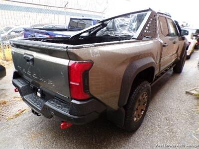 2025 Toyota Tacoma - Photo 4 - Woodbridge, ON L4L 8L6