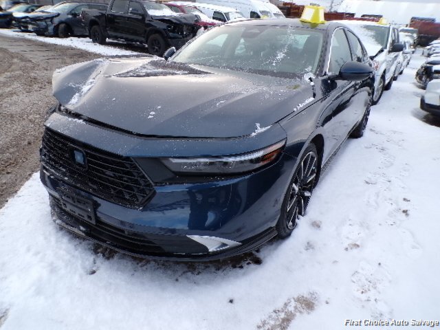 2025 Honda Accord Hybrid   - Photo 1 - Woodbridge, ON L4L 8L6