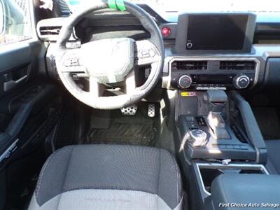 2024 Toyota Tacoma   - Photo 12 - Woodbridge, ON L4L 8L6