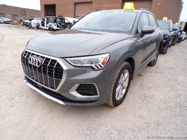 2025 Audi Q3   - Photo 1 - Woodbridge, ON L4L 8L6