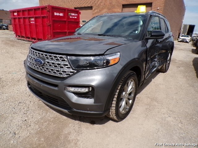 2022 Ford Explorer Limited   - Photo 1 - Woodbridge, ON L4L 8L6