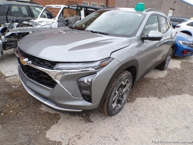 2025 Chevrolet Trax 1lt   - Photo 1 - Woodbridge, ON L4L 8L6