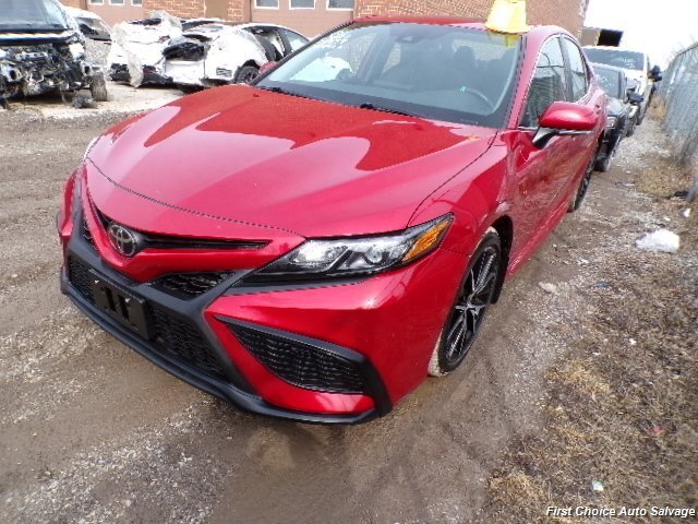 2021 Toyota Camry SE   - Photo 1 - Woodbridge, ON L4L 8L6