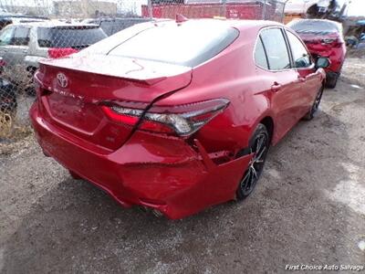 2021 Toyota Camry SE   - Photo 4 - Woodbridge, ON L4L 8L6