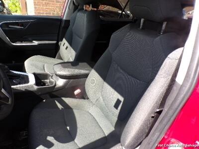 2024 Toyota RAV4 Hybrid XLE - Photo 9 - Woodbridge, ON L4L 8L6