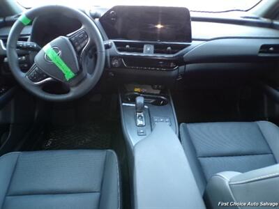 2025 Lexus UX 300h   - Photo 11 - Woodbridge, ON L4L 8L6