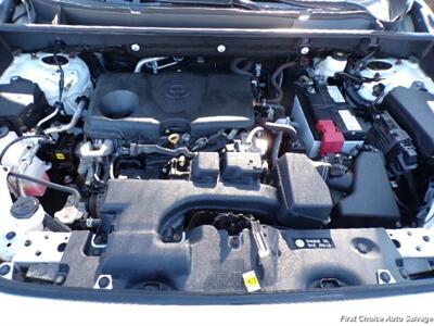 2022 Toyota RAV4 LE   - Photo 7 - Woodbridge, ON L4L 8L6
