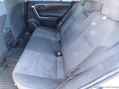 2022 Toyota RAV4 LE   - Photo 10 - Woodbridge, ON L4L 8L6