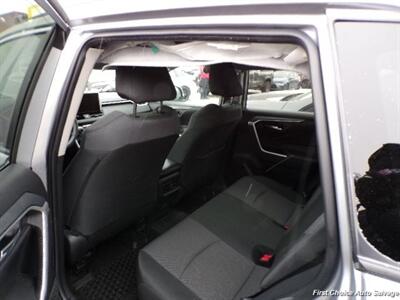 2024 Toyota RAV4 XLE - Photo 8 - Woodbridge, ON L4L 8L6