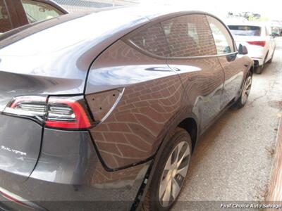 2022 Tesla Model Y   - Photo 8 - Woodbridge, ON L4L 8L6