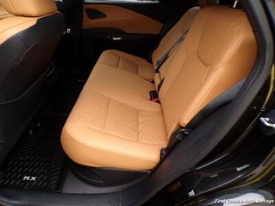 2023 Lexus RX   - Photo 10 - Woodbridge, ON L4L 8L6
