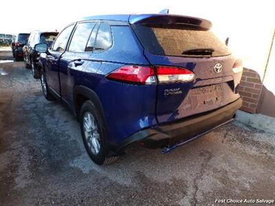 2023 Toyota Corolla Cross LE   - Photo 8 - Woodbridge, ON L4L 8L6