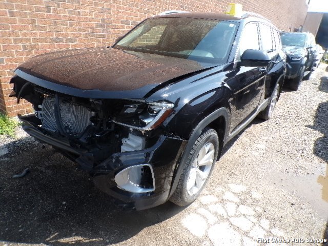 2024 Volkswagen Atlas 3.6L Highline 4Motio   - Photo 1 - Woodbridge, ON L4L 8L6