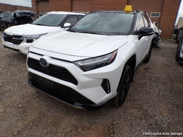 2024 Toyota RAV4 Hybrid XSE   - Photo 1 - Woodbridge, ON L4L 8L6