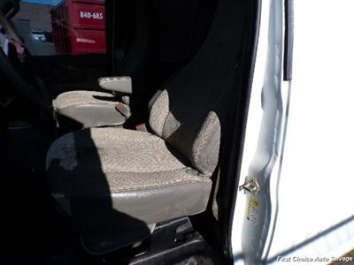 2017 GMC Savana 2500 - Photo 8 - Woodbridge, ON L4L 8L6