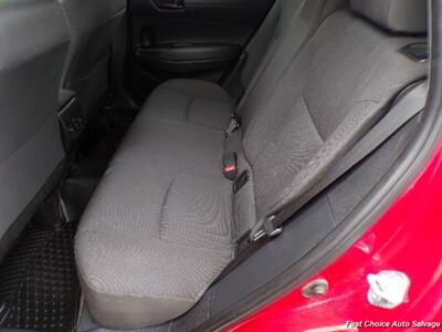 2024 Toyota Corolla Cross LE   - Photo 10 - Woodbridge, ON L4L 8L6