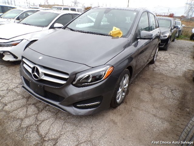 2017 Mercedes-Benz B 250 Sports Tourer   - Photo 1 - Woodbridge, ON L4L 8L6