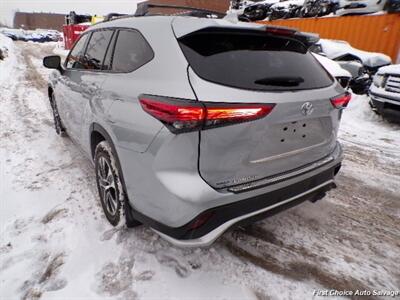 2022 Toyota Highlander XSE - Photo 6 - Woodbridge, ON L4L 8L6