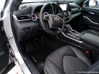 2022 Toyota Highlander XSE - Photo 9 - Woodbridge, ON L4L 8L6