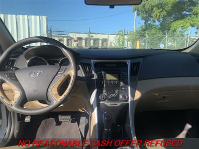 2011 Hyundai SONATA GLS   - Photo 12 - St. Louis, MO 63116