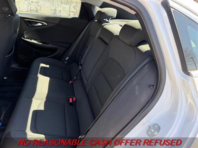 2016 Chevrolet Malibu LT   - Photo 11 - St. Louis, MO 63116