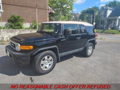 2007 Toyota FJ Cruiser   - Photo 7 - St. Louis, MO 63116