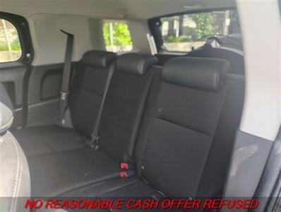 2007 Toyota FJ Cruiser   - Photo 9 - St. Louis, MO 63116