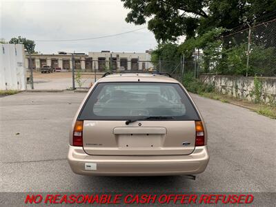1999 Ford Escort SE   - Photo 4 - St. Louis, MO 63116