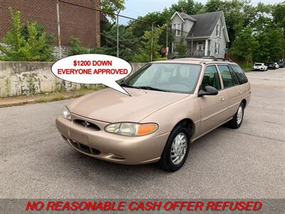 1999 Ford Escort SE   - Photo 1 - St. Louis, MO 63116