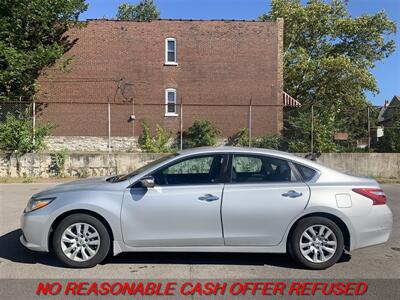 2017 Nissan Altima 2.5   - Photo 2 - St. Louis, MO 63116