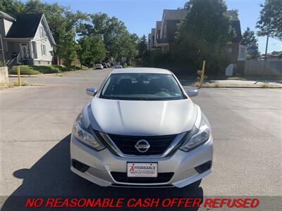 2017 Nissan Altima 2.5   - Photo 8 - St. Louis, MO 63116