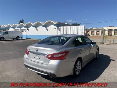 2017 Nissan Altima 2.5   - Photo 5 - St. Louis, MO 63116