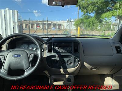 2001 Ford Escape XLT   - Photo 12 - St. Louis, MO 63116