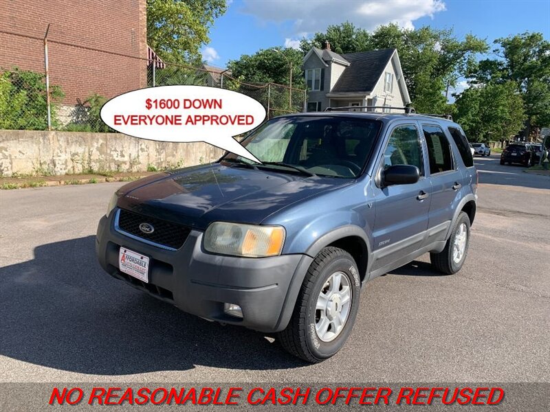 2001 Ford Escape XLT - Photo 1 - St. Louis, MO 63116