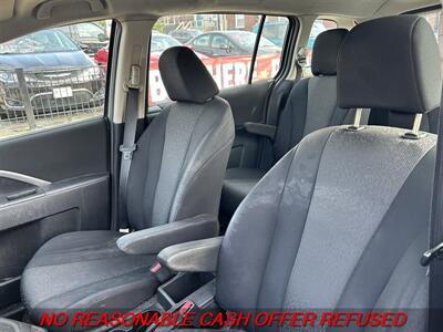 2012 Mazda Mazda5 Sport   - Photo 6 - St. Louis, MO 63116