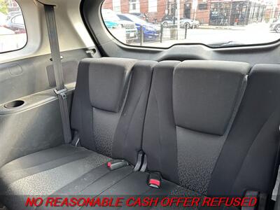 2012 Mazda Mazda5 Sport   - Photo 8 - St. Louis, MO 63116