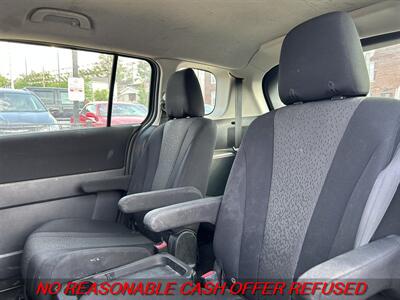 2012 Mazda Mazda5 Sport   - Photo 7 - St. Louis, MO 63116