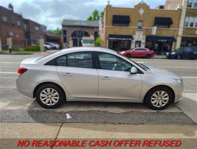 2011 Chevrolet Cruze LT   - Photo 3 - St. Louis, MO 63116