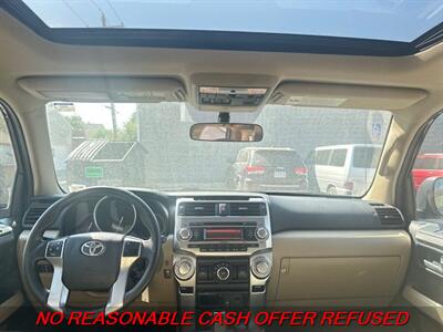 2010 Toyota 4Runner SR5   - Photo 12 - St. Louis, MO 63116