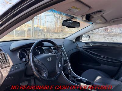 2014 Hyundai SONATA SE 2.0T   - Photo 9 - St. Louis, MO 63116