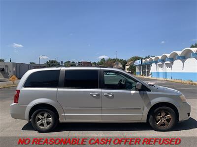2008 Dodge Grand Caravan SXT   - Photo 6 - St. Louis, MO 63116
