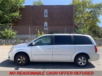 2008 Dodge Grand Caravan SXT   - Photo 2 - St. Louis, MO 63116