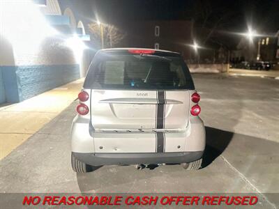 2009 Smart fortwo pure   - Photo 4 - St. Louis, MO 63116