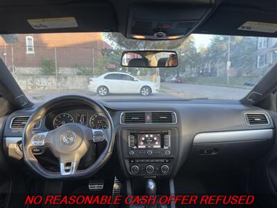 2014 Volkswagen Jetta GLI   - Photo 8 - St. Louis, MO 63116