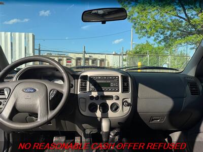 2006 Ford Escape XLT - Photo 12 - St. Louis, MO 63116