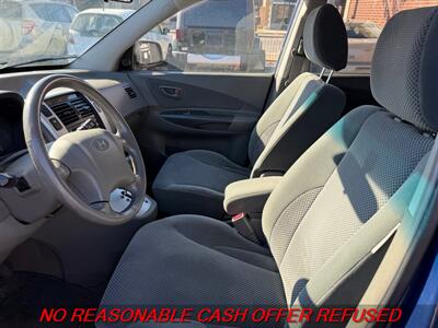2006 Hyundai TUCSON GLS - Photo 9 - St. Louis, MO 63116