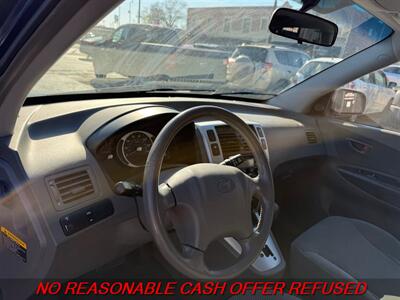 2006 Hyundai TUCSON GLS - Photo 8 - St. Louis, MO 63116