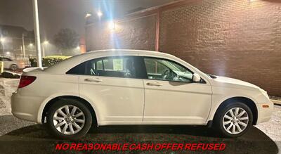 2010 Chrysler Sebring Limited   - Photo 6 - St. Louis, MO 63116