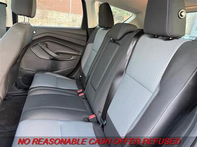 2017 Ford Escape SE   - Photo 11 - St. Louis, MO 63116