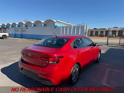 2018 Kia Rio S   - Photo 5 - St. Louis, MO 63116